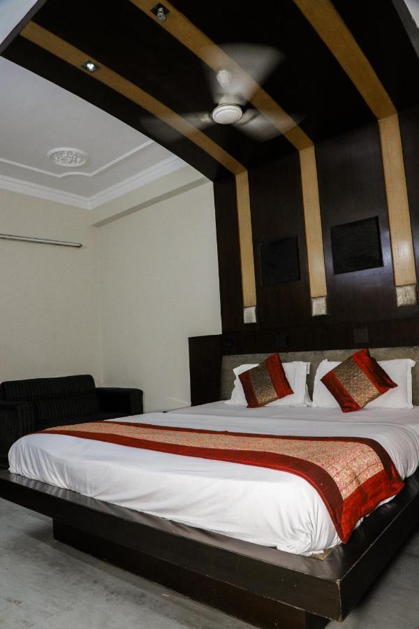 Hotel Centra Inn Neu-Delhi Exterior foto