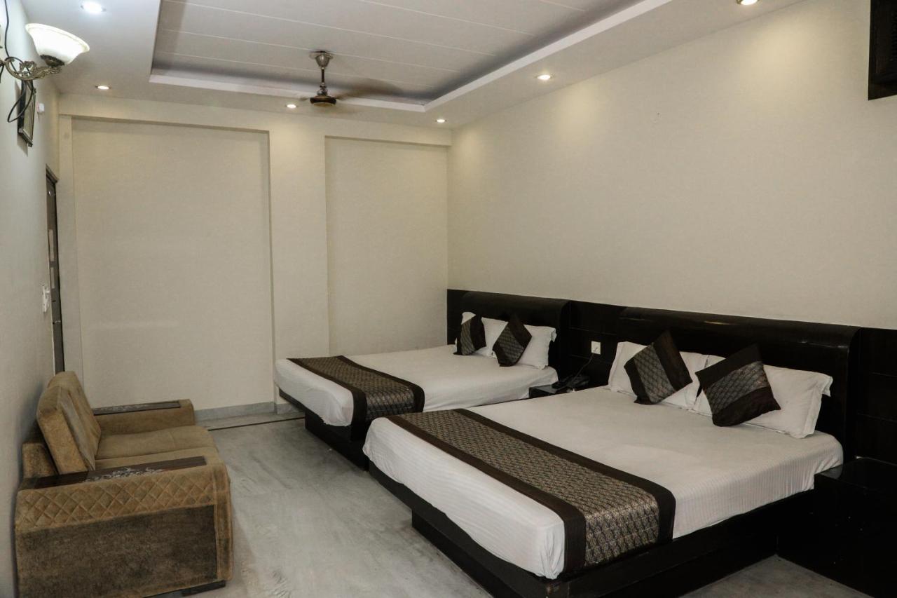 Hotel Centra Inn Neu-Delhi Exterior foto