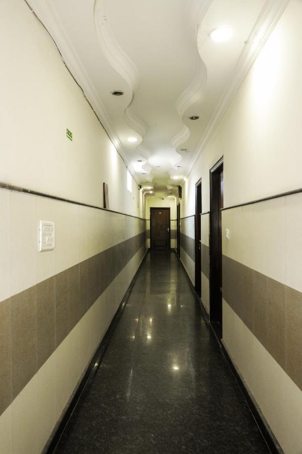 Hotel Centra Inn Neu-Delhi Exterior foto